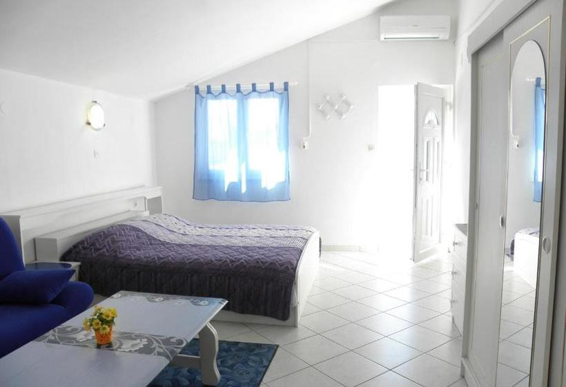 Apartments Zdrijac Nin 100 M To Beach Millenka  Ae1008