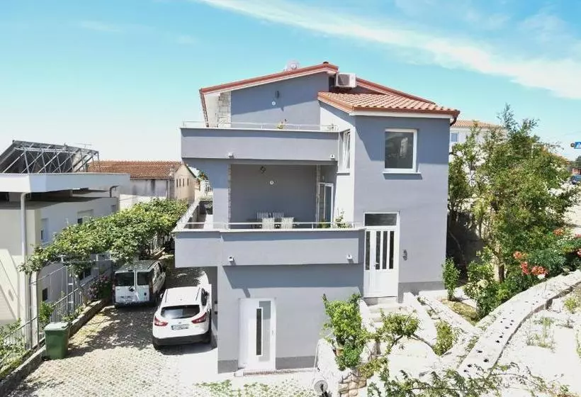 Apartments Mimi