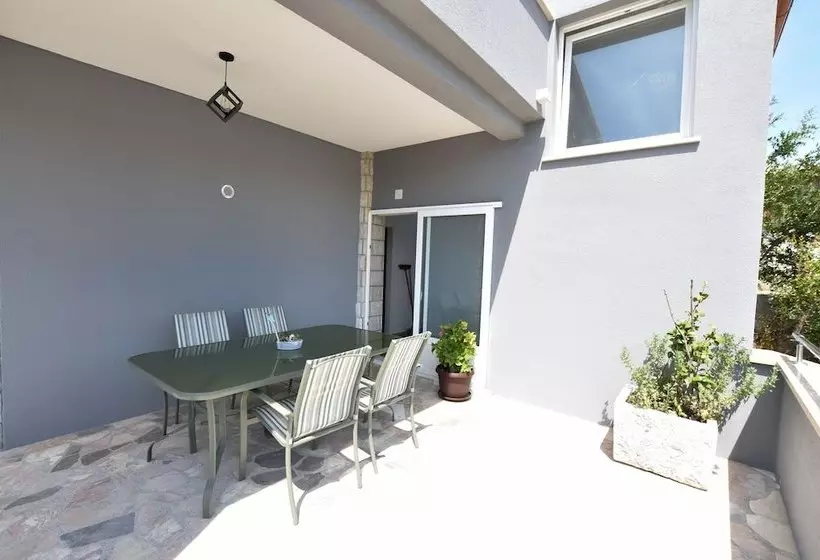 Apartments Mimi