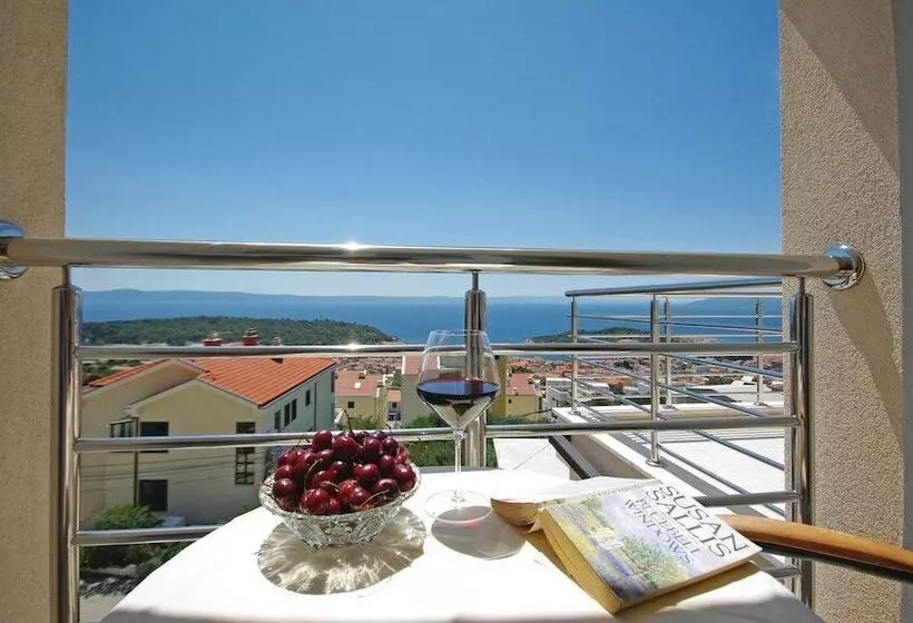 Apartmani Pavlinović