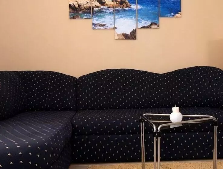 Apartmani Pavlinović
