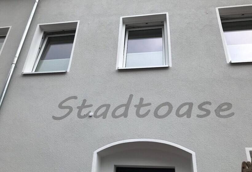 Stadtoase Geräumige Gästewohnungen Mit Balkon, Komfort, Modernität Und Ruhe, Für Monteure Geeignet