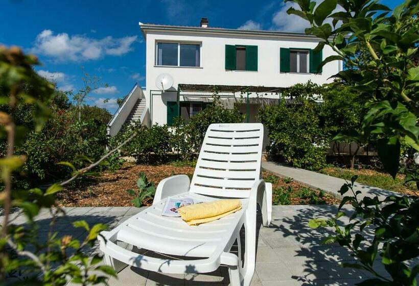 Holiday Home Villa Sahara