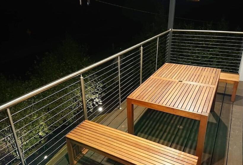 Paradise Escapes   001