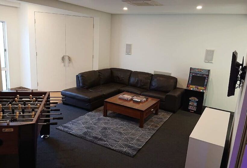 Paradise Escapes   001