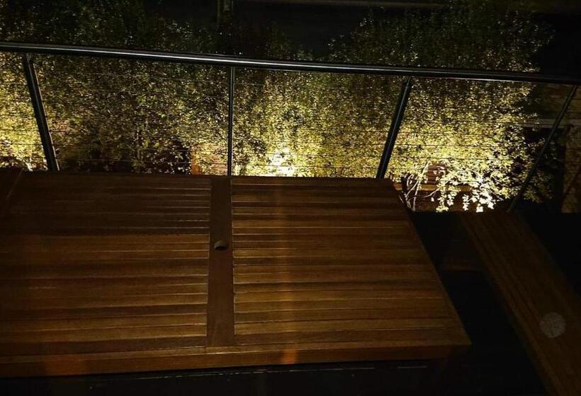 Paradise Escapes   001