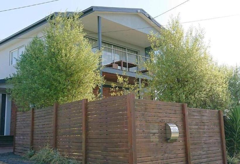 Paradise Escapes   001