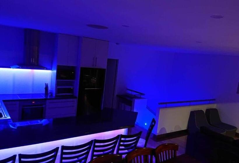 Paradise Escapes   001