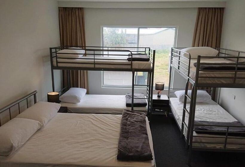 Paradise Escapes   001