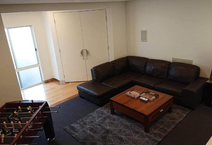 Paradise Escapes   001