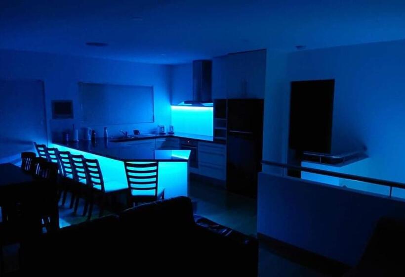 Paradise Escapes   001