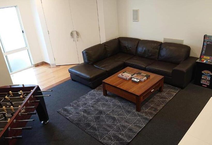 Paradise Escapes   001