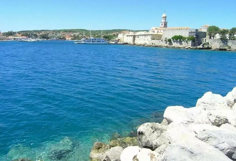 Studio Apartment Tamara