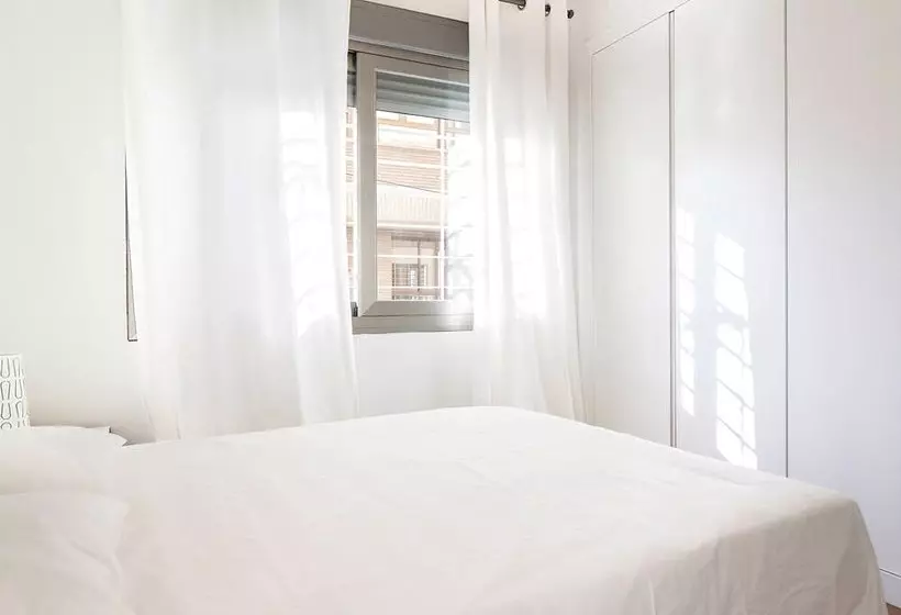 Apartamentos Click