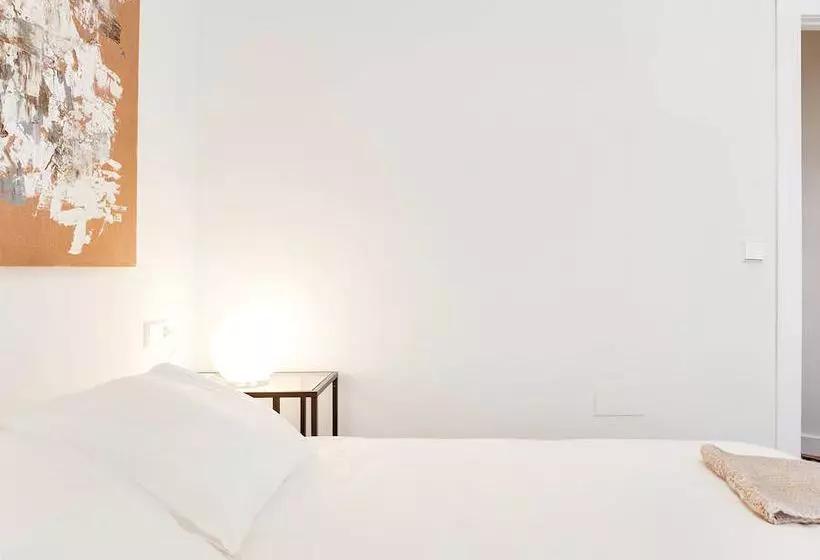 Apartamentos Click