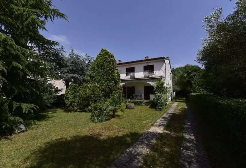 Apartment Hemingway