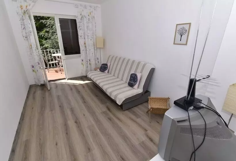 Apartment Hemingway