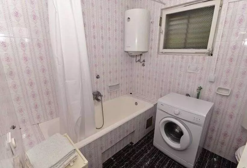 Apartment Hemingway