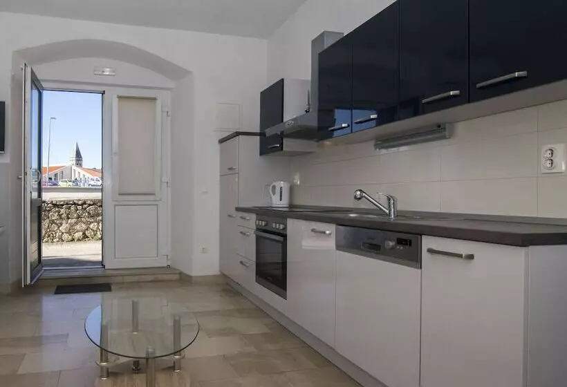 Apartments Luce I Jure