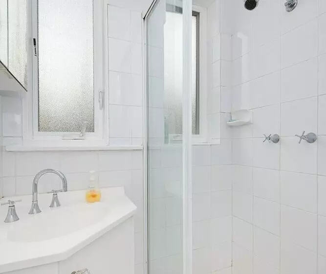 Central Bondi Apartment New