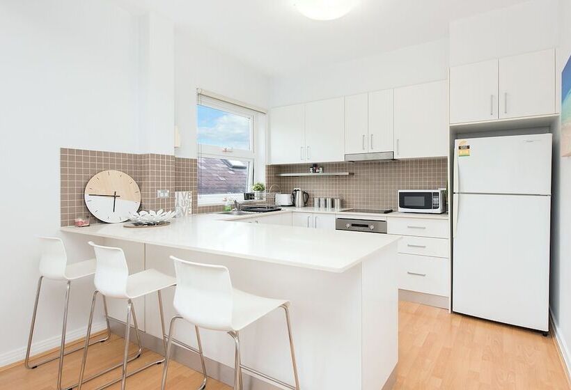 Central Bondi Apartment New