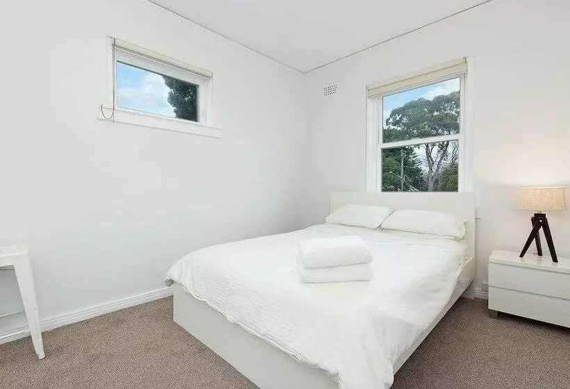 Central Bondi Apartment New