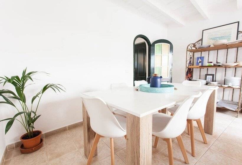 Homenfun Casa En Es Mercadal