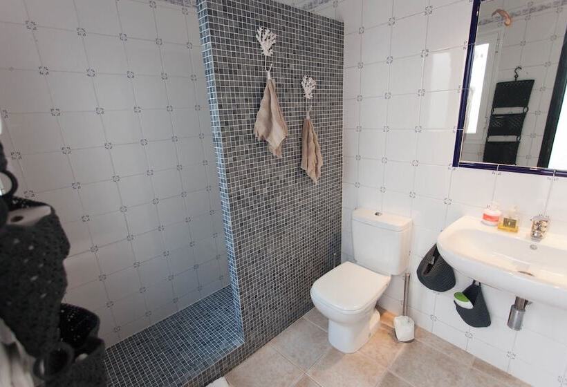 Homenfun Casa En Es Mercadal