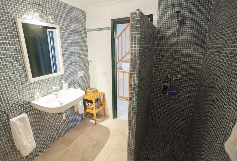 Homenfun Casa En Es Mercadal