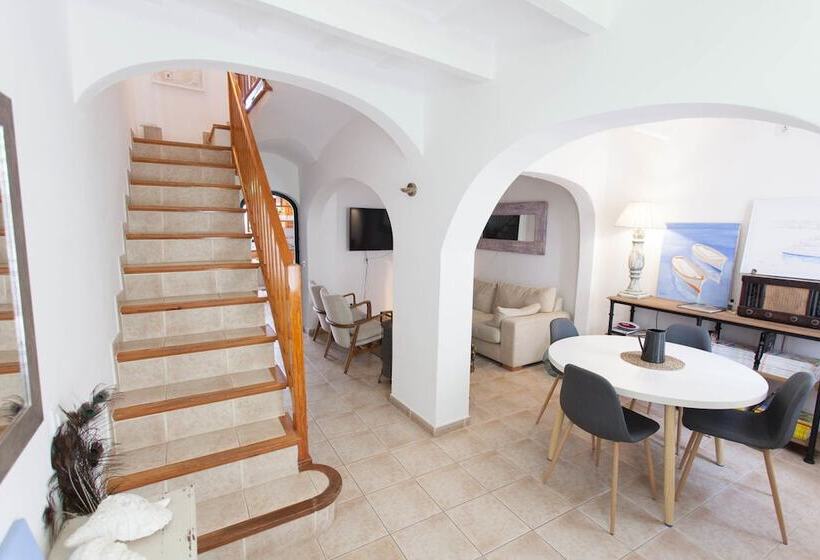 Homenfun Casa En Es Mercadal