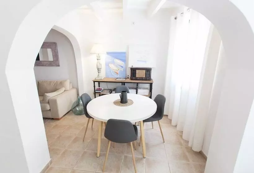 Homenfun Casa En Es Mercadal