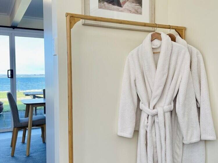 모텔 Stanley Village Waterfront Accommodation