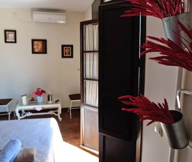 پانسیون Alojamiento Depatios