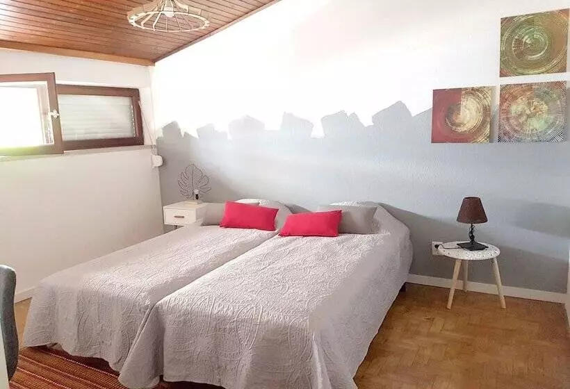 پانسیون Casa70