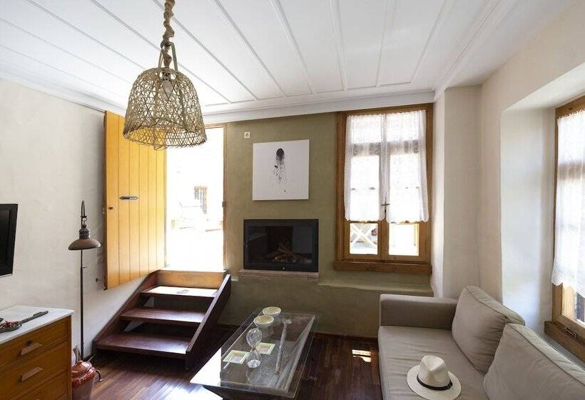 Villa Of The Old Olive Oil Factory