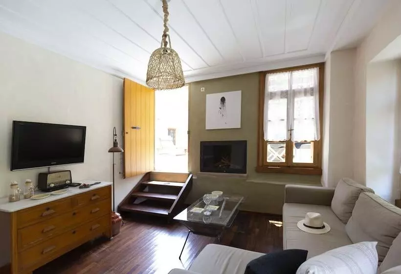 Villa Of The Old Olive Oil Factory