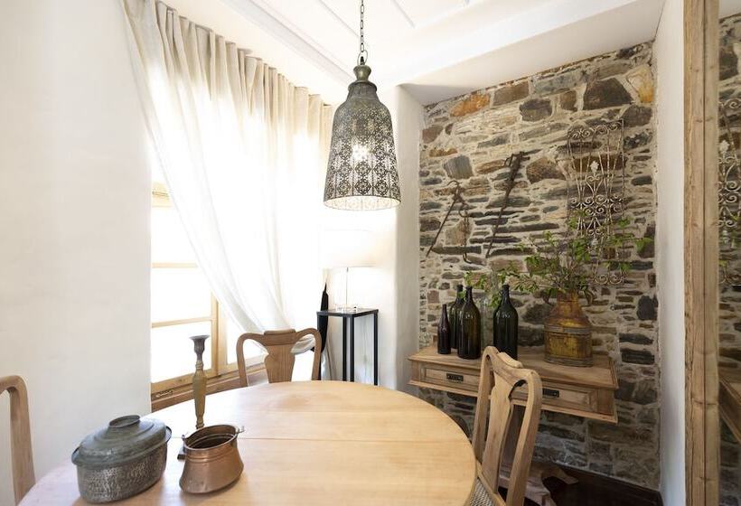 Villa Of The Old Olive Oil Factory