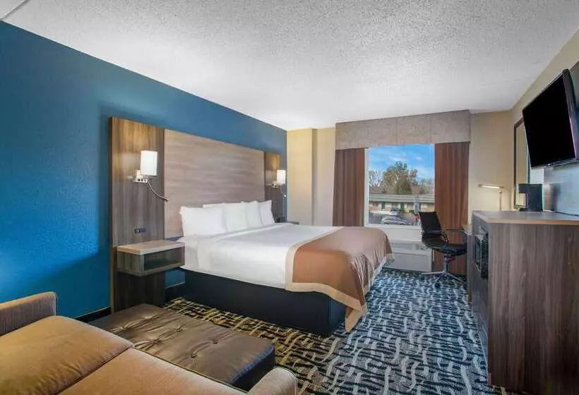 هتل Baymont By Wyndham Branson   On The Strip