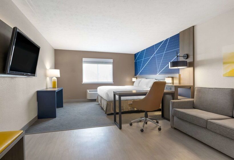 ホテル Comfort Inn Near Indiana Premium Outlets