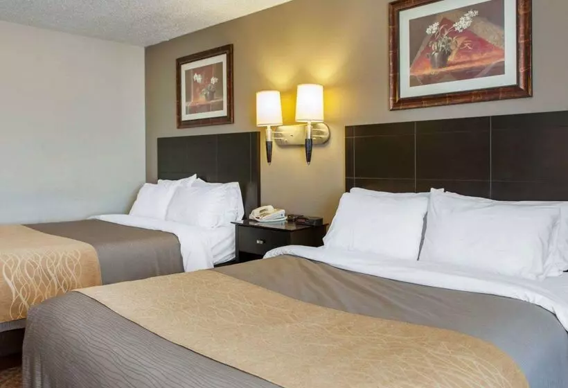 Отель Comfort Inn Near Ouabache State Park