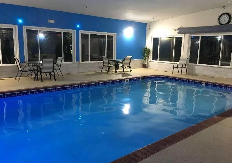 酒店 Comfort Inn & Suites