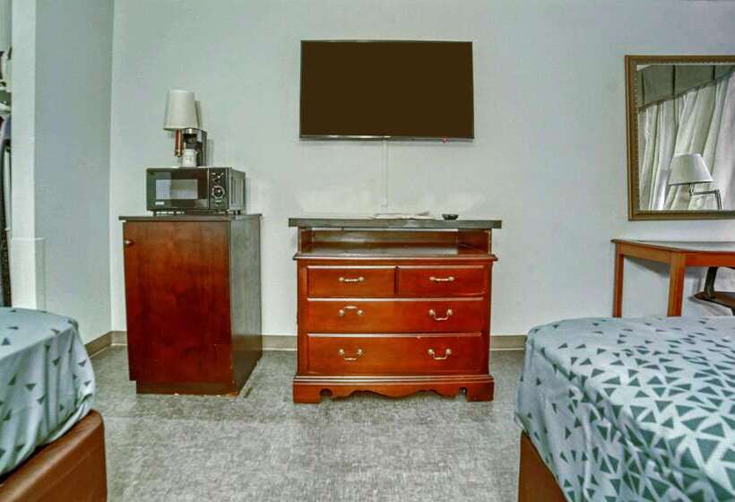 فندق Econo Lodge Raleigh Near Walnut Creek Amphitheatre