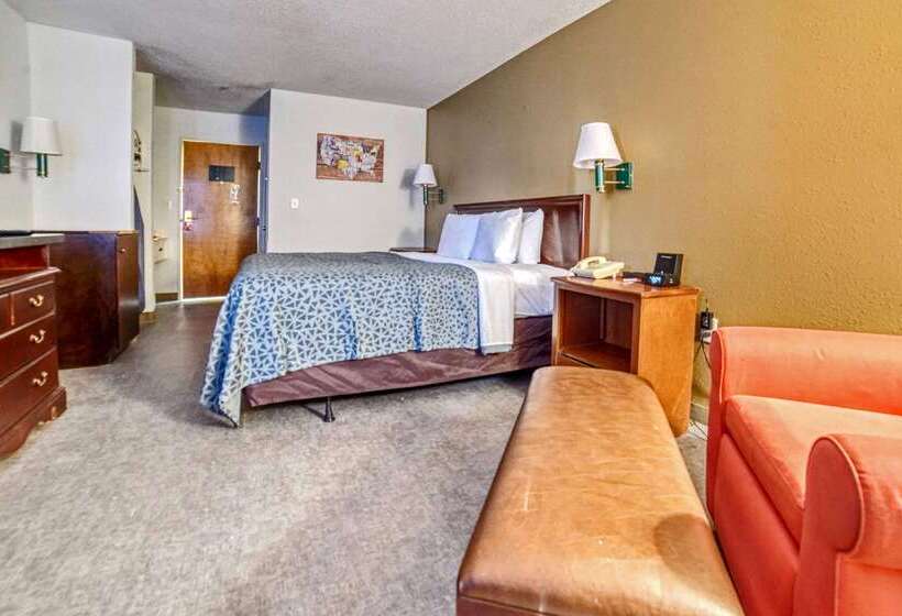 فندق Econo Lodge Raleigh Near Walnut Creek Amphitheatre