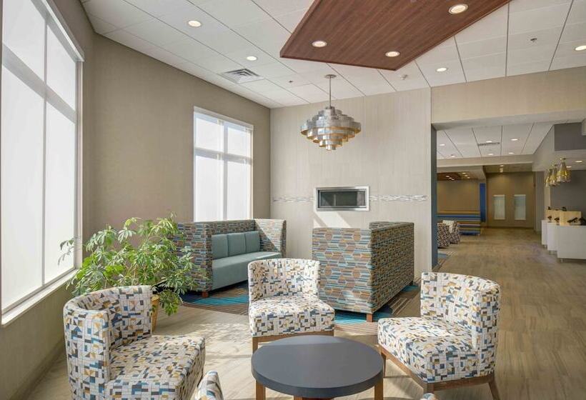 فندق Holiday Inn Express & Suites North Platte, An Ihg
