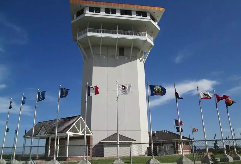 Отель Holiday Inn Express & Suites North Platte, An Ihg