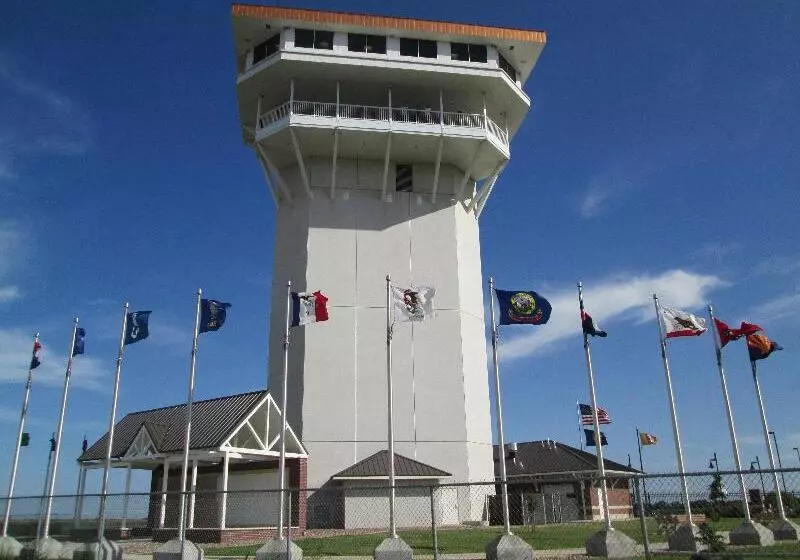 Отель Holiday Inn Express & Suites North Platte, An Ihg