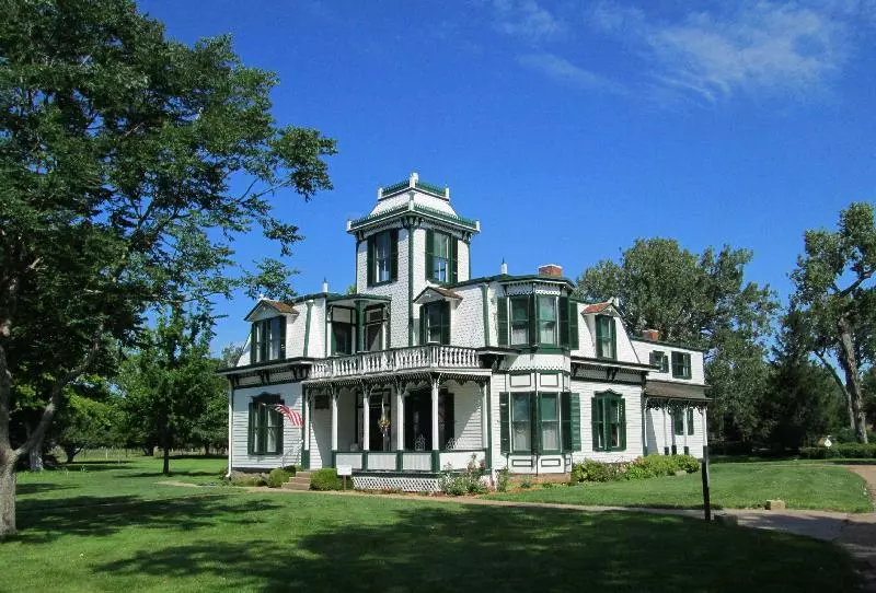 Отель Holiday Inn Express & Suites North Platte, An Ihg