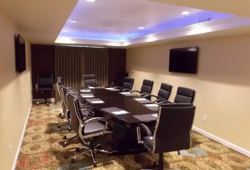 酒店 Holiday Inn Express Bakersfield, An Ihg