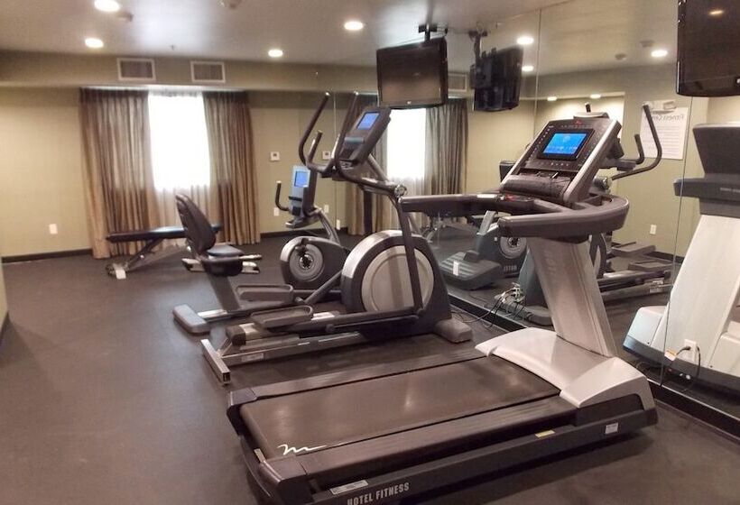 Отель Holiday Inn Express Bakersfield, An Ihg