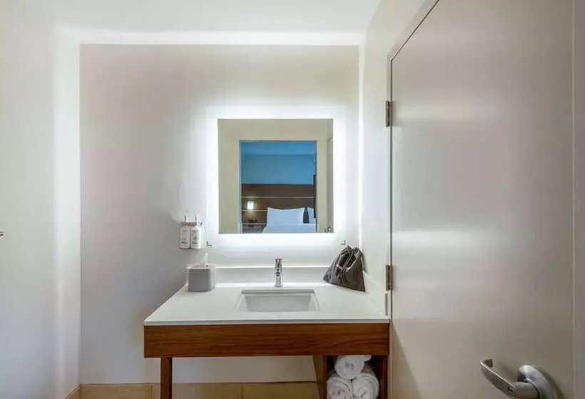 فندق Holiday Inn Express Cleveland   Vermilion, An Ihg